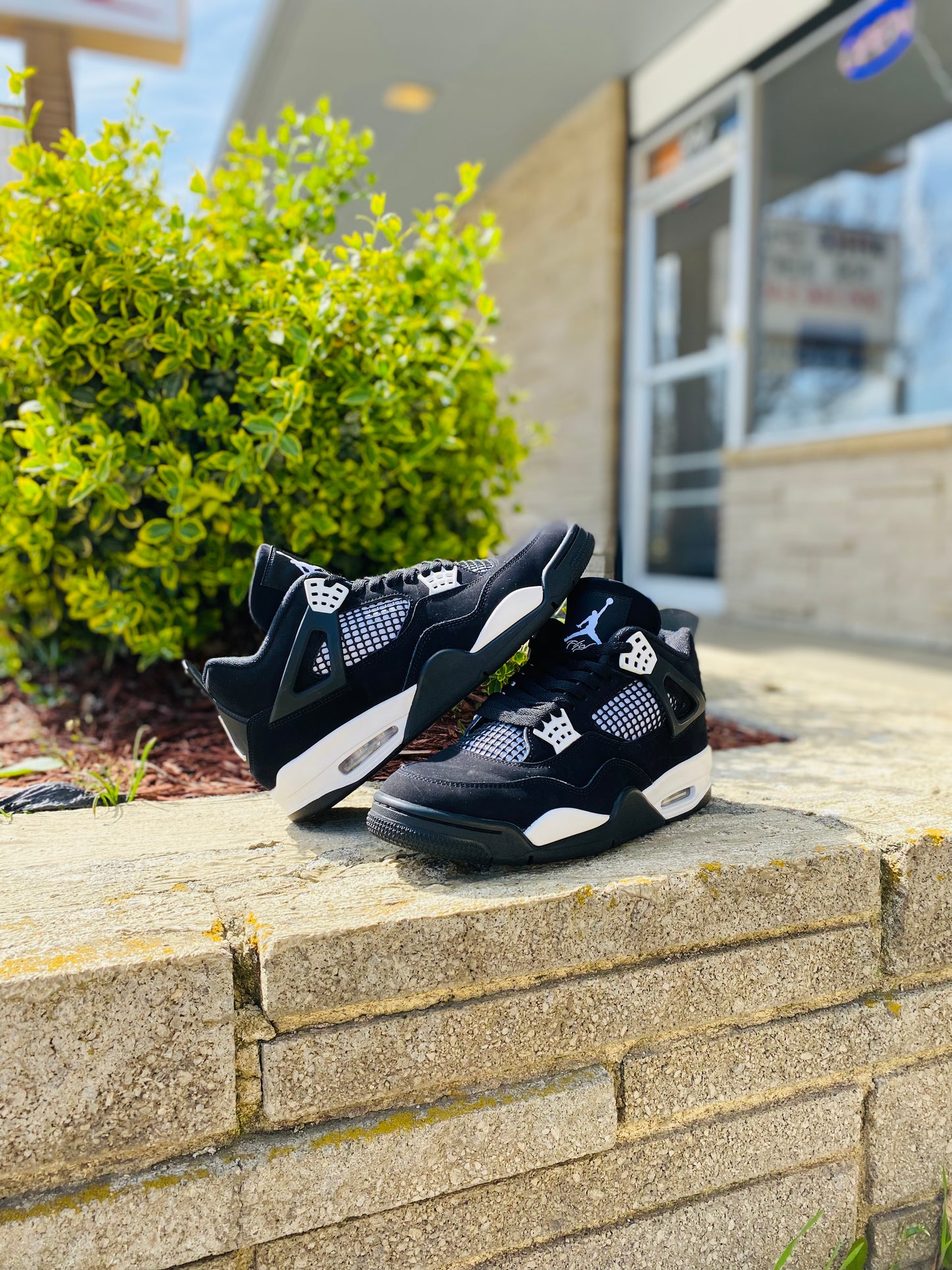 Jordan 4 Retro