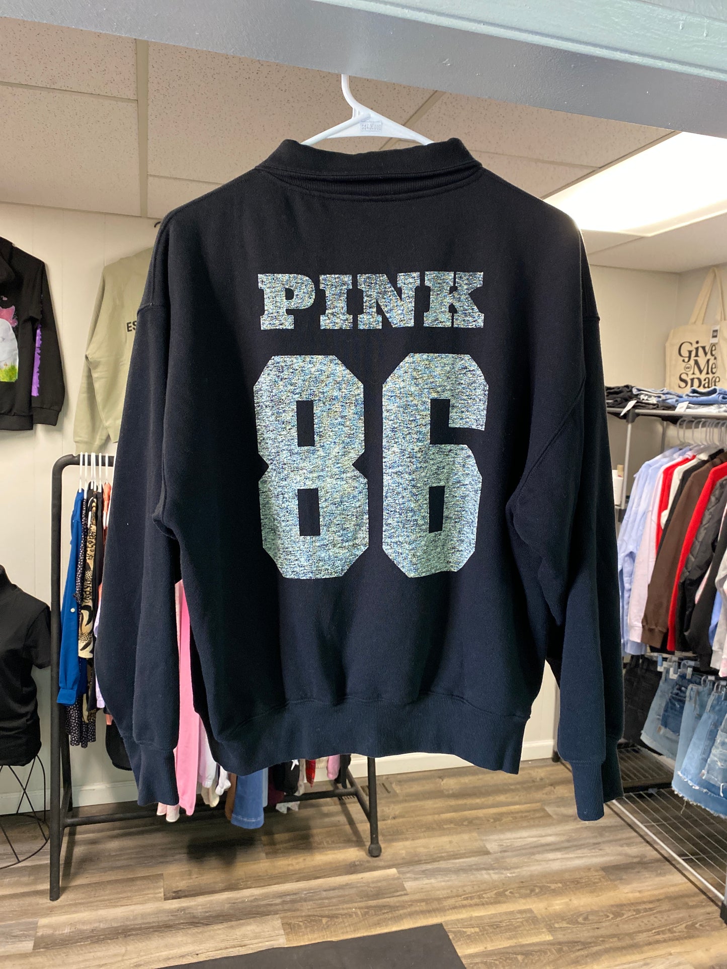 V.S Womens Half Zip Crewneck