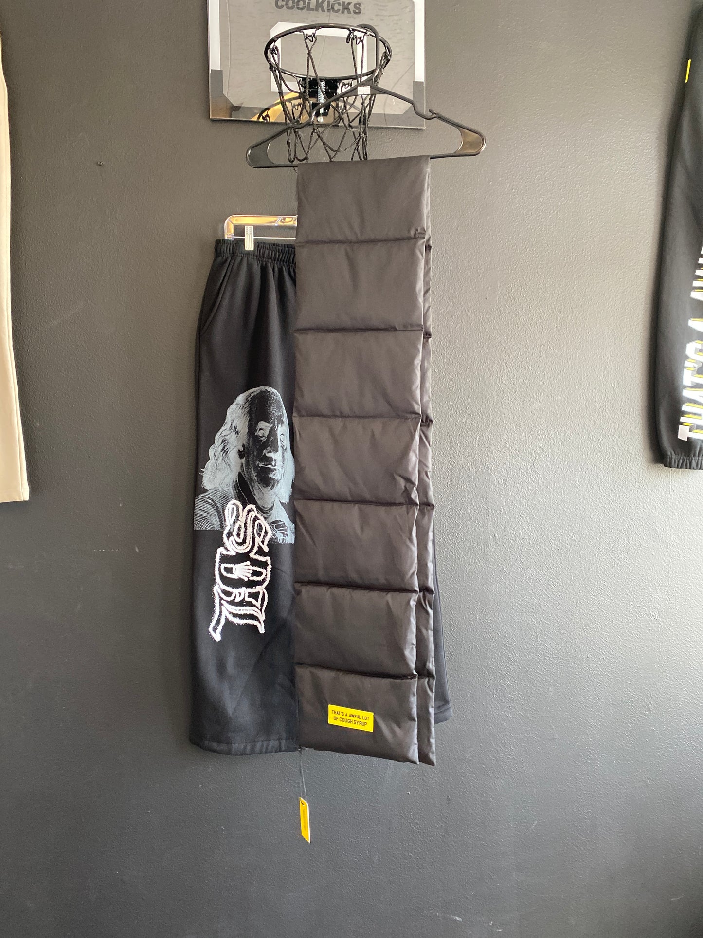 ALOCS puffer scarf