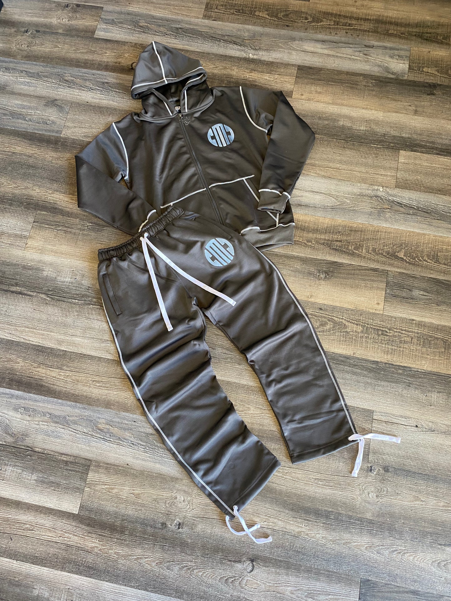 CMC Heavyweight Embroidered Sweatsuit