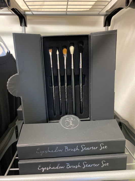 Women’s Makeup Set