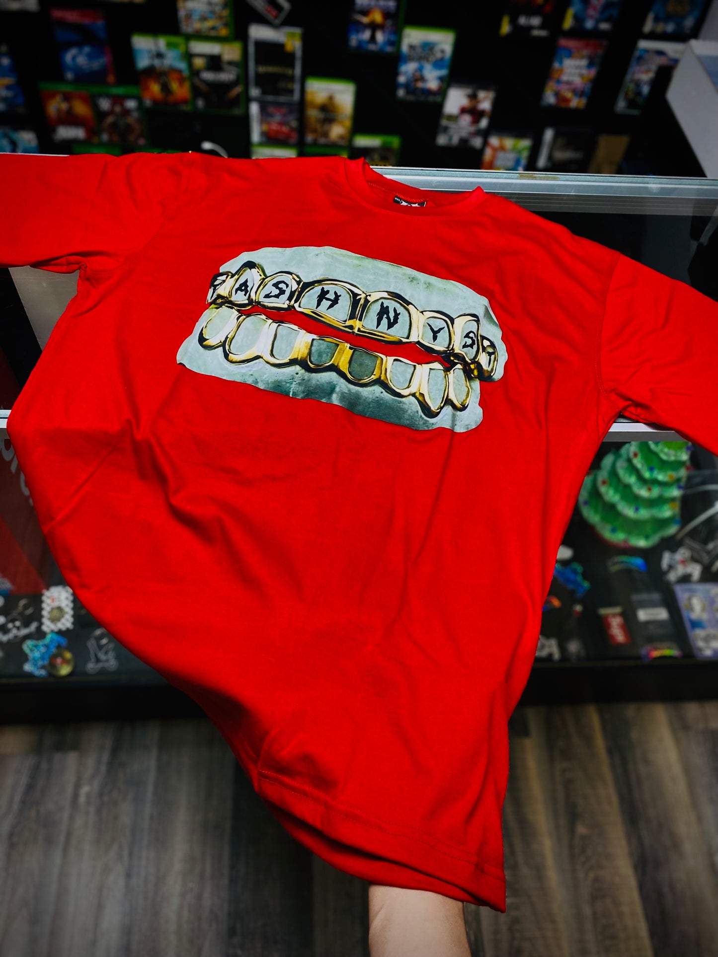 Fashnyst Red Tee