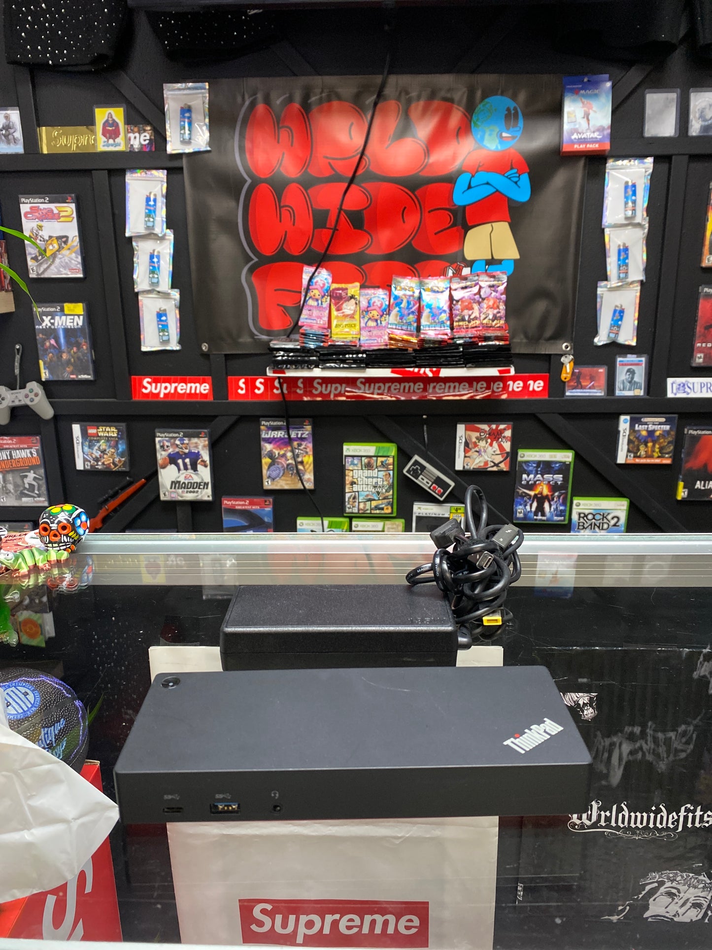 Lenovo Thinkpad 135w