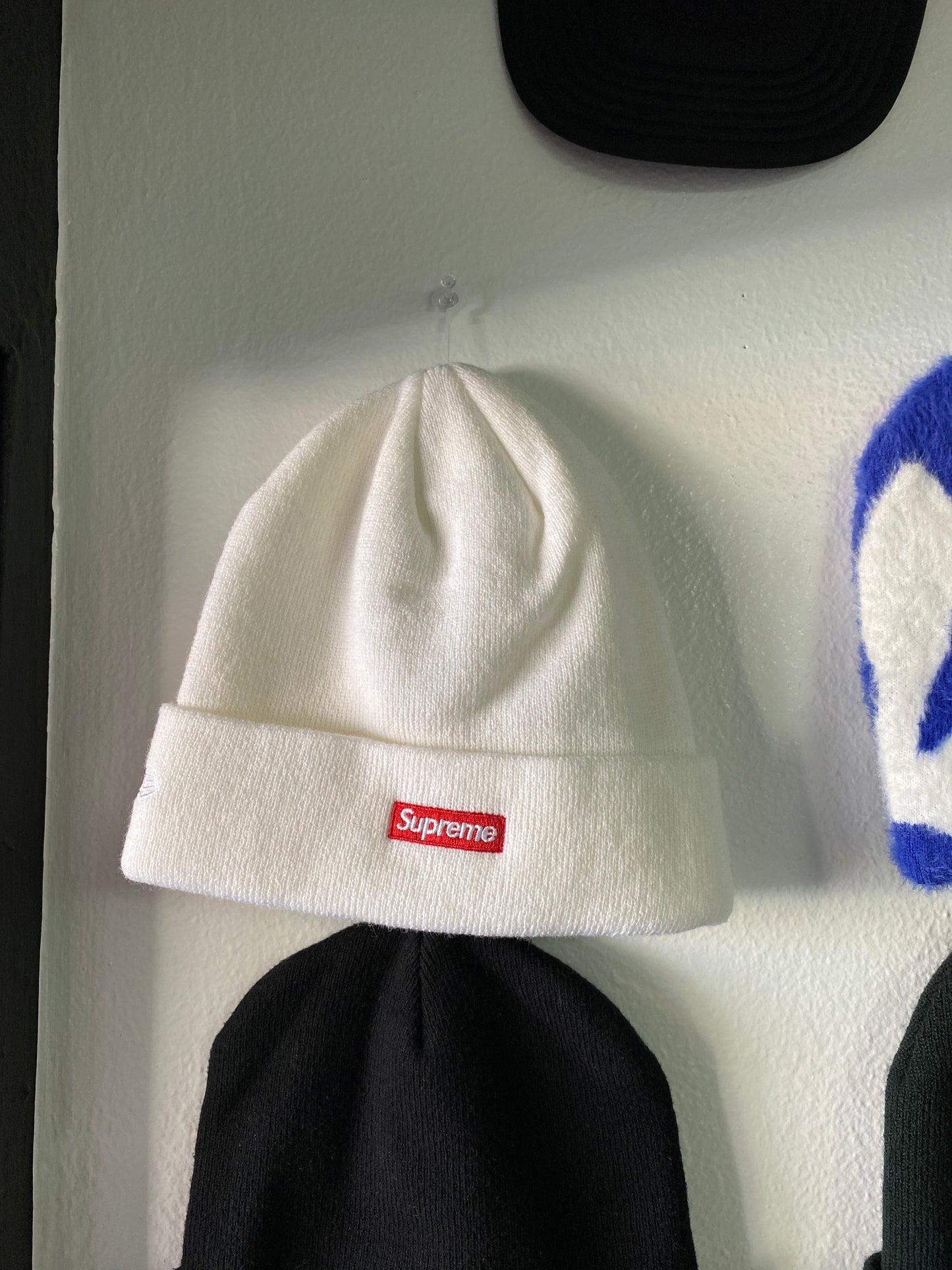 Supreme Beanie Snow S Logo