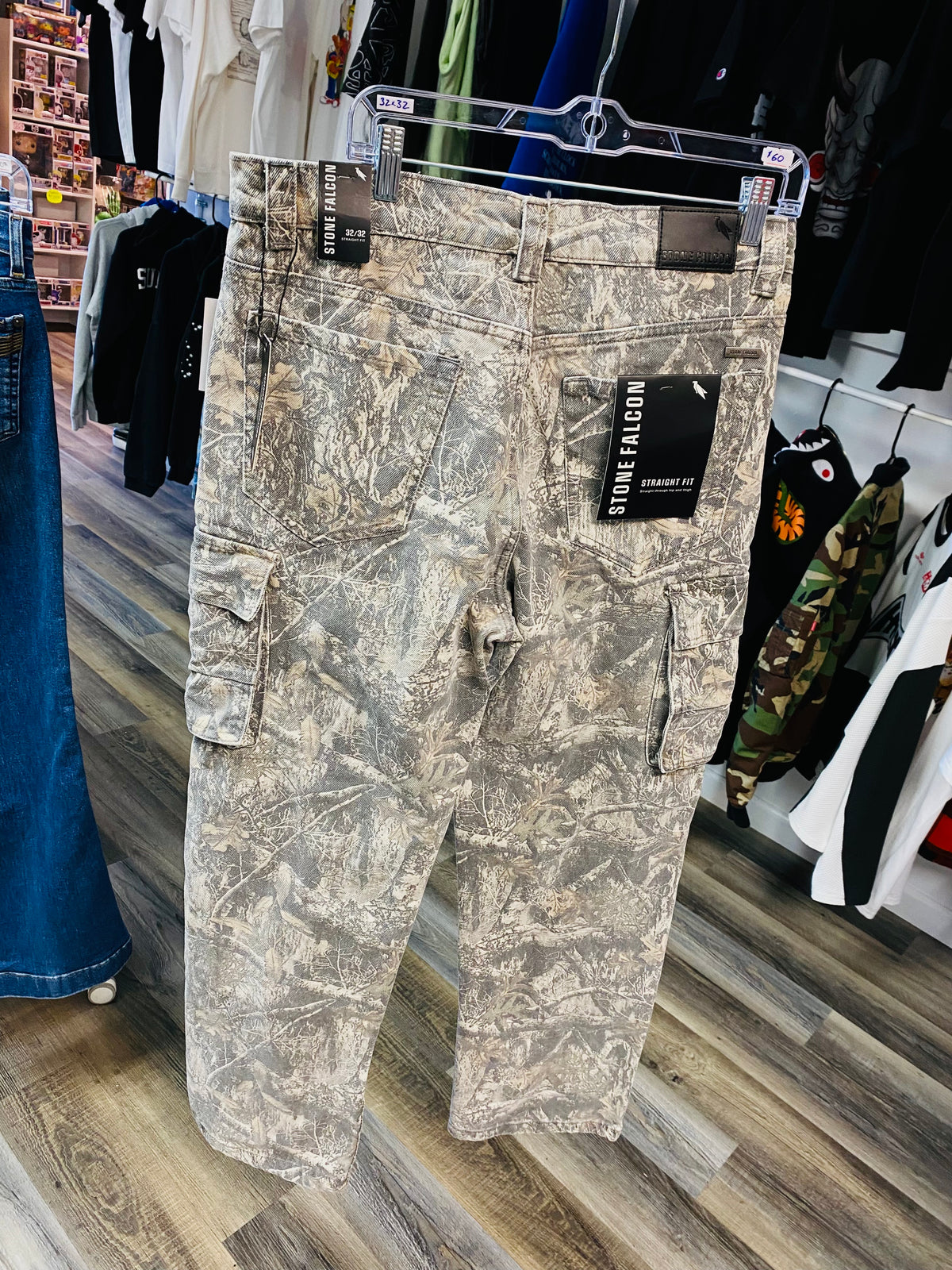 Stone Falcon Cargo Camo Jeans 32x32