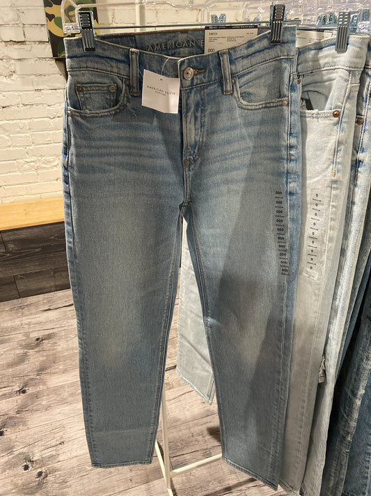 #17 American Eagle Mom Jean 23W