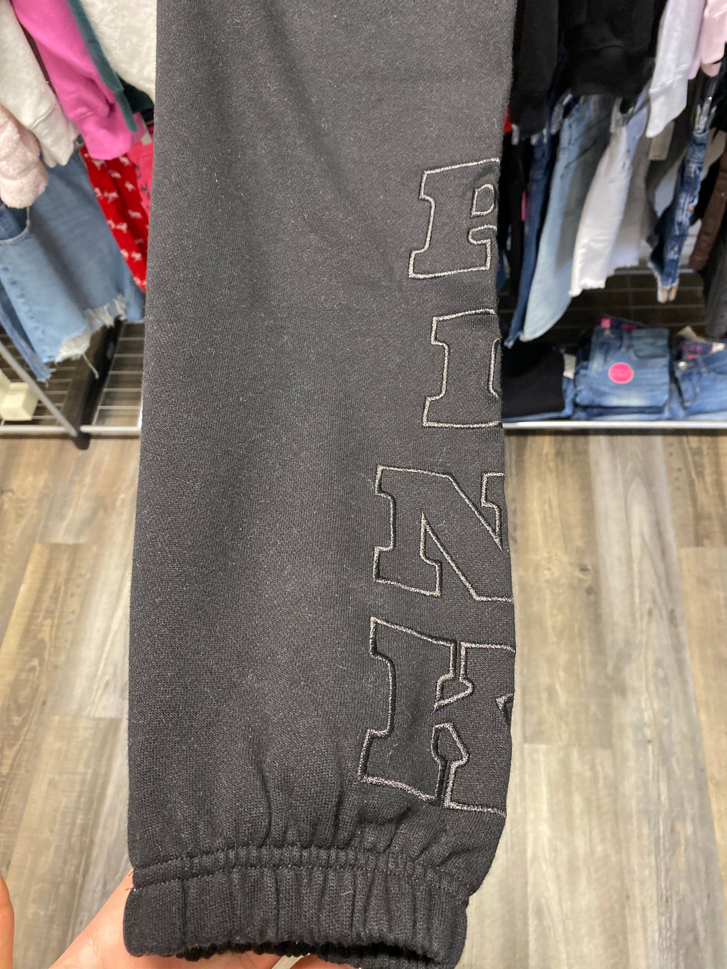 V.s joggers
