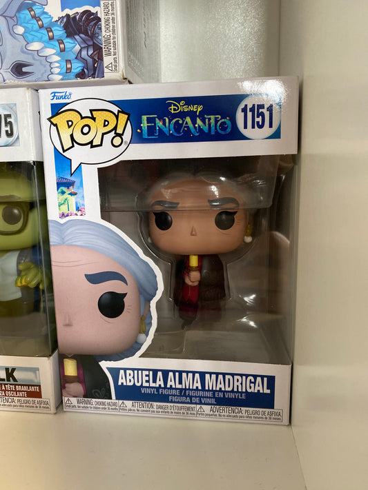 Abuela Alma Madrigal 1151