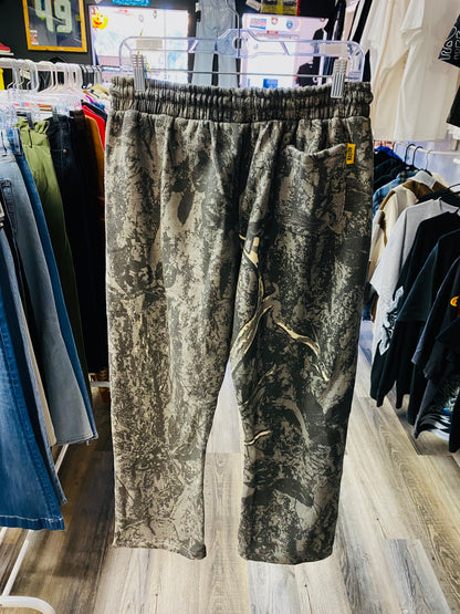 Rhyme Camo Sweatpants Men’s Xlarge “fits like m/L”