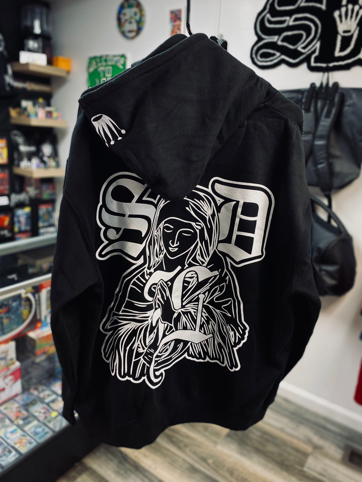 Sky’s Da Limit Virgin Mary Black/White Hoodie Size Xlarge