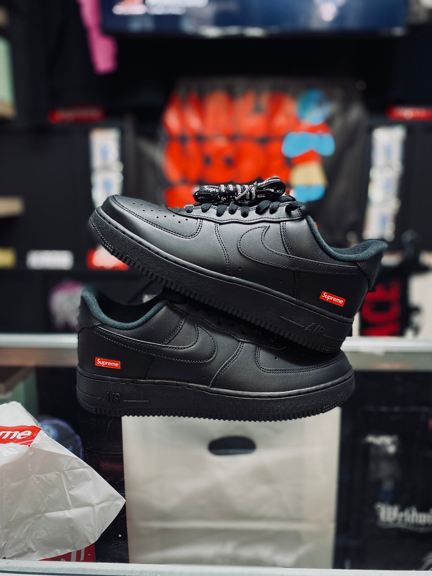 Supreme X Nike Air Force 1 Low